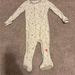 Magnetic Me Green One-Piece Footed Romper with Pea Pod Print